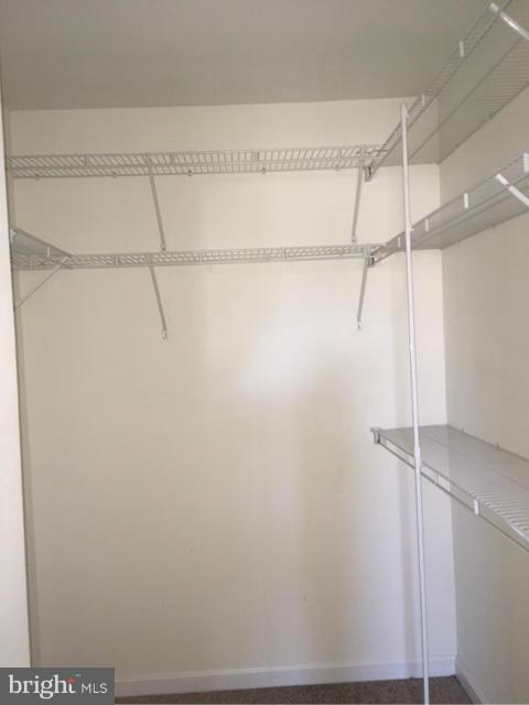 LAKESIDE - Residential