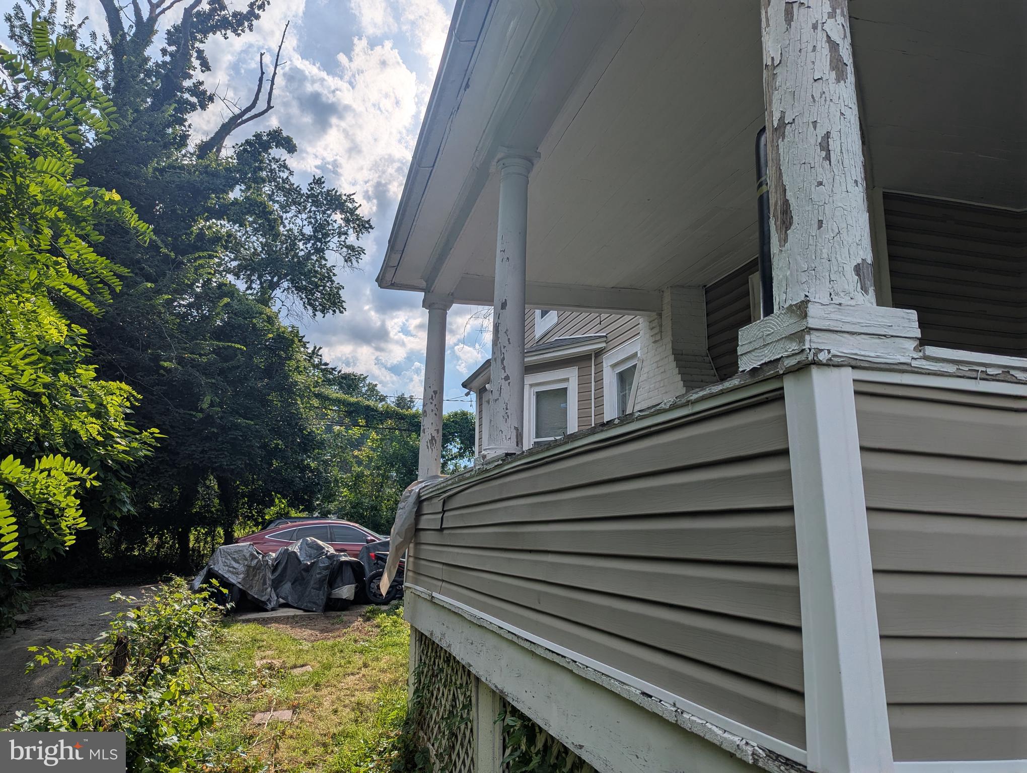 WINDSOR HILLS - Residential