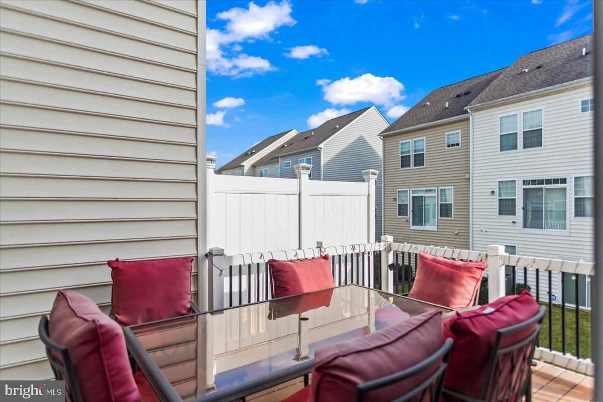 PARKSIDE AT WESTPHALIA - Residential