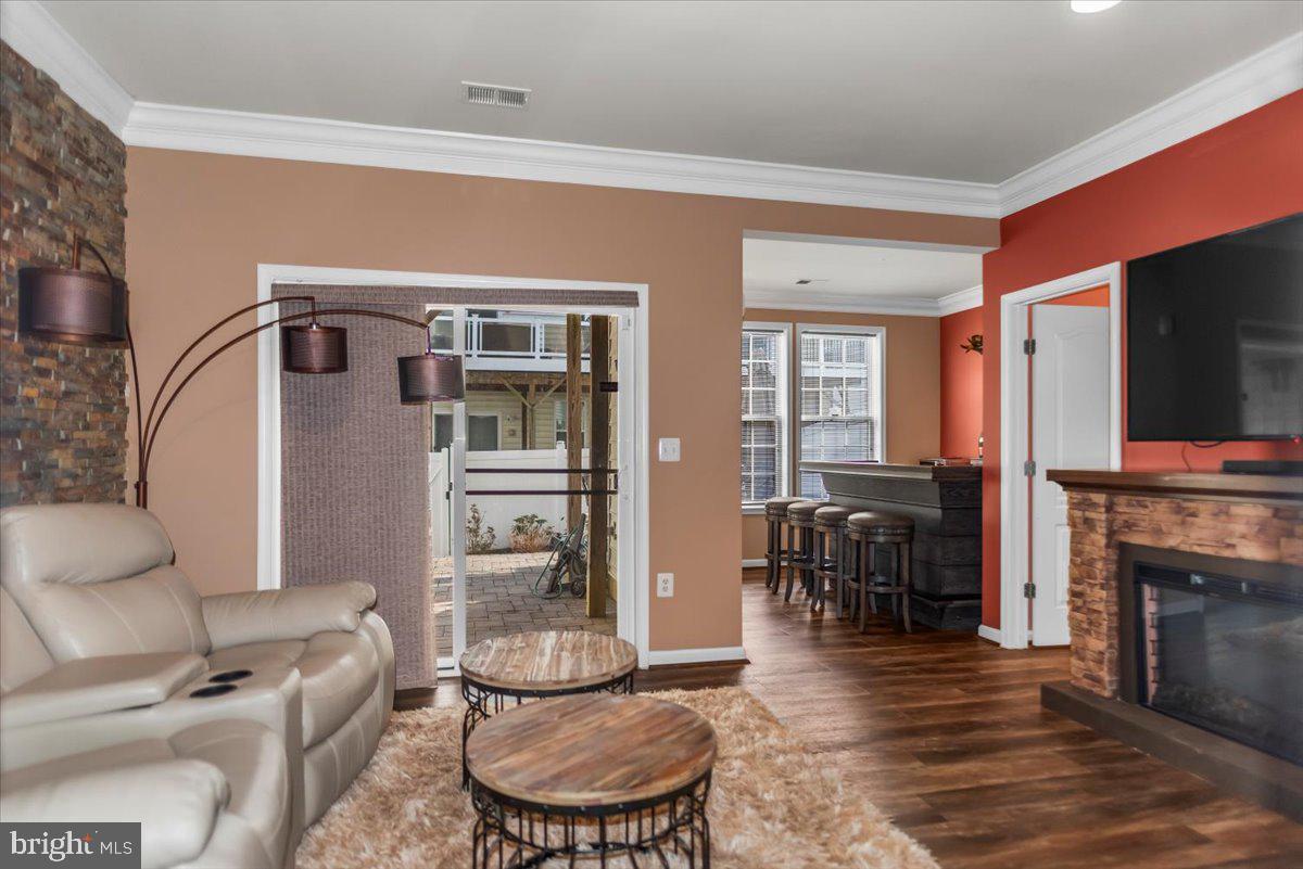 PARKSIDE AT WESTPHALIA - Residential