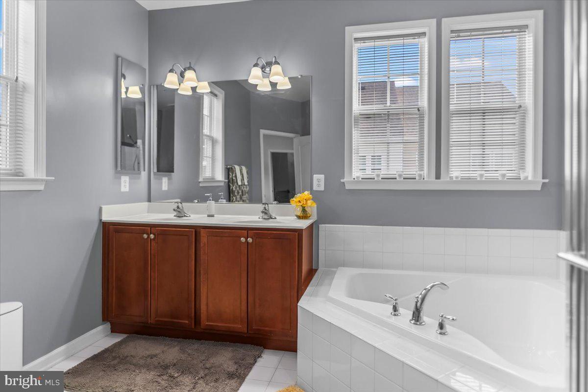 PARKSIDE AT WESTPHALIA - Residential