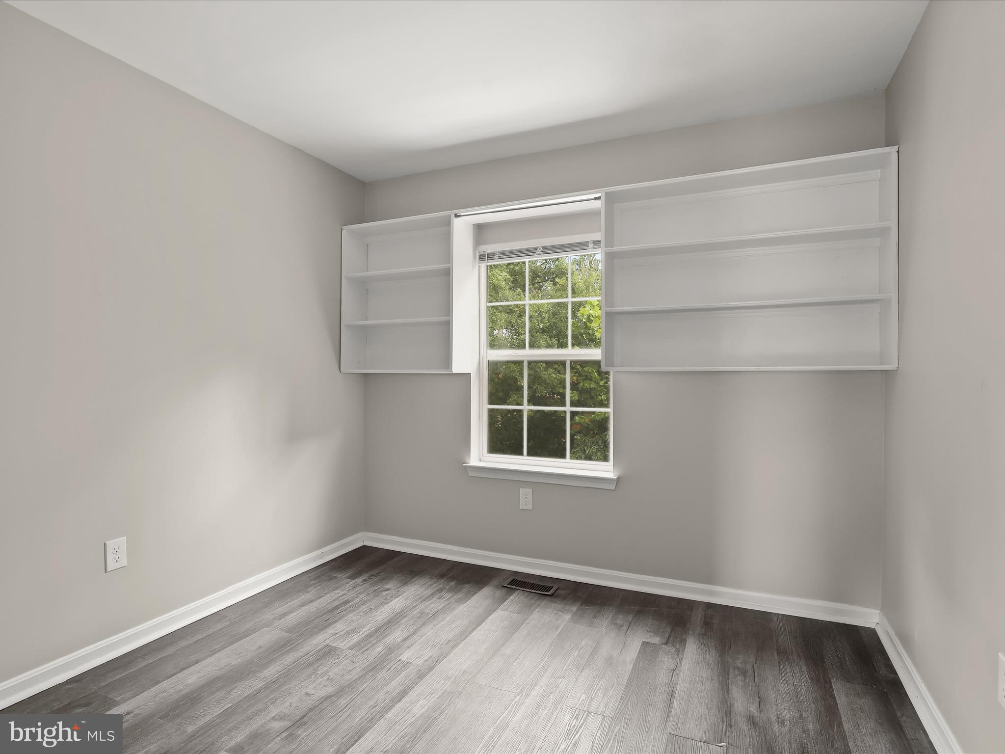 RIDGELY CHOICE - Residential