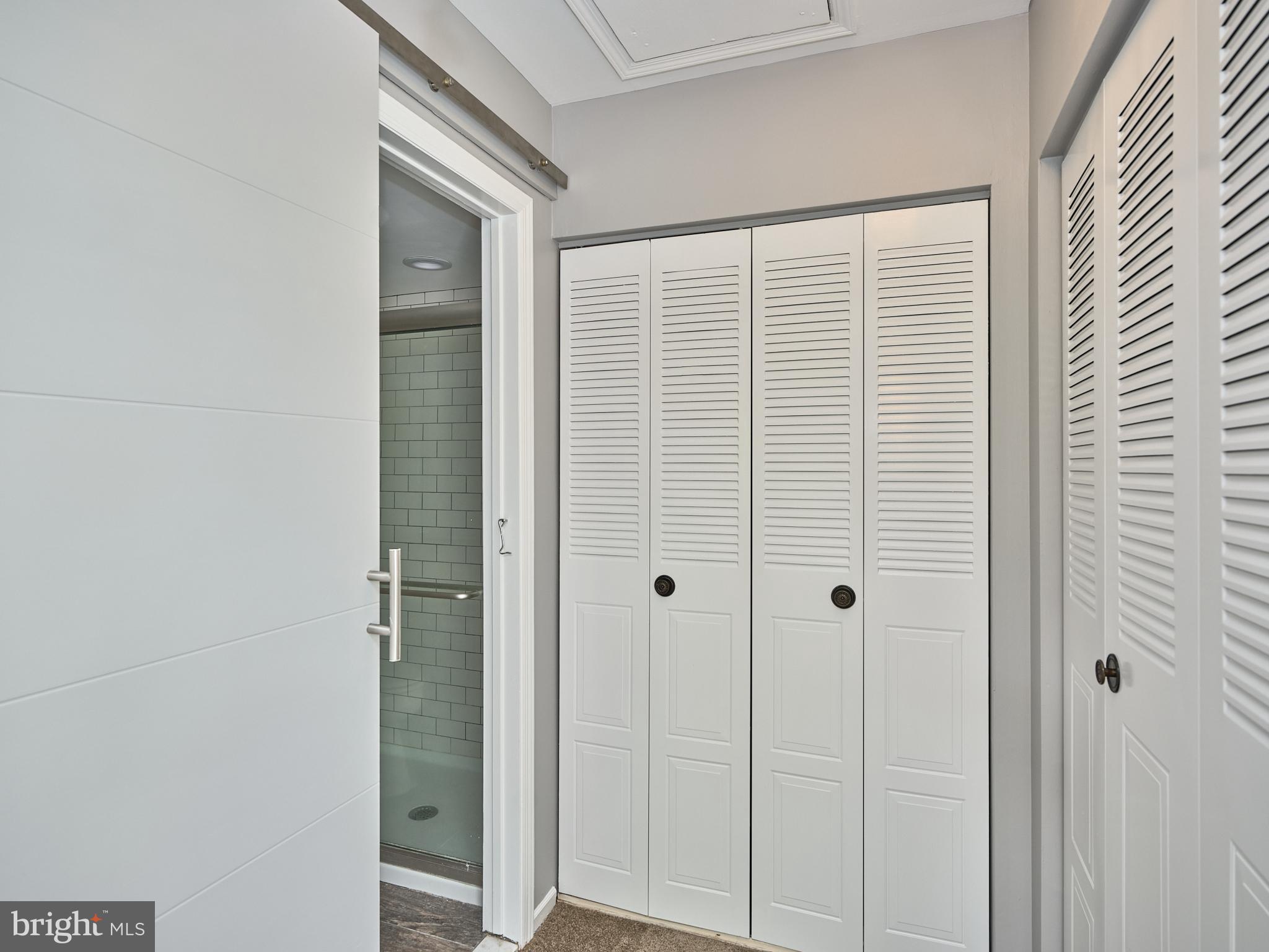 YORKSHIRE MDWS - Residential