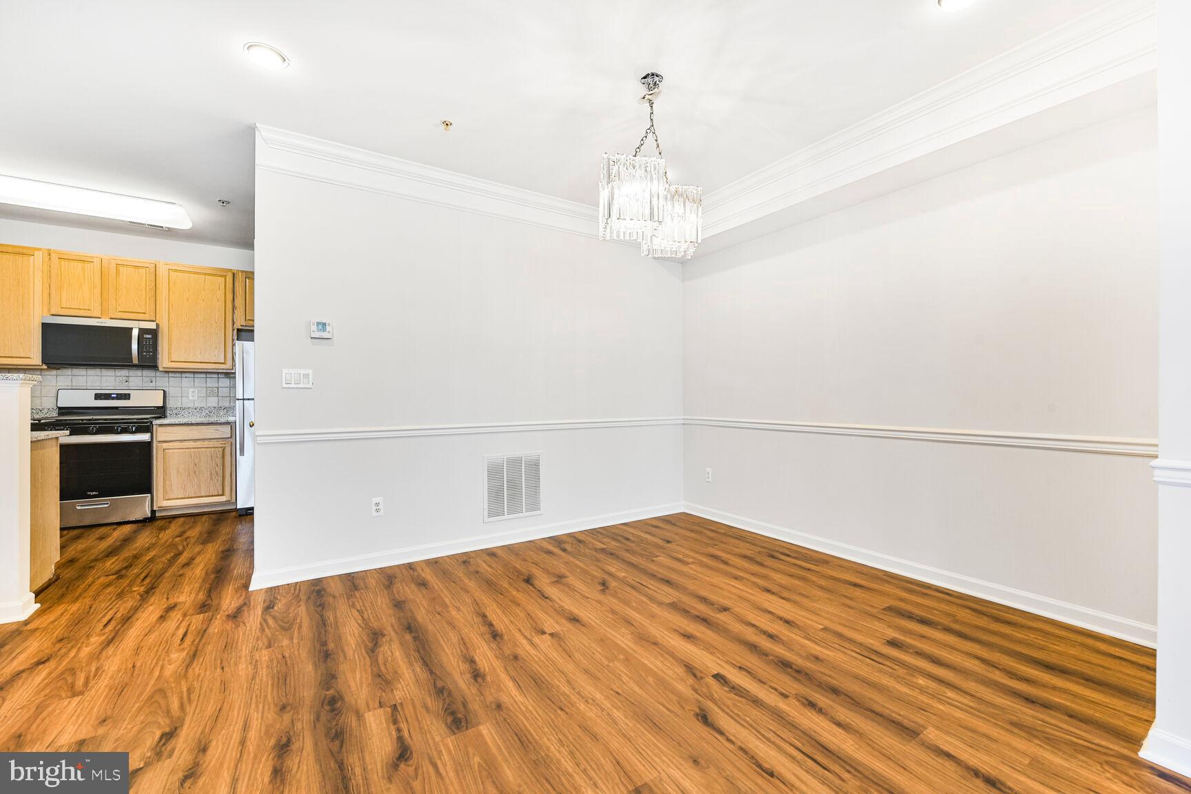 BELMONT GREENE CONDO - Residential