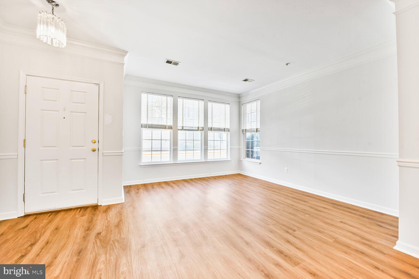 BELMONT GREENE CONDO - Residential