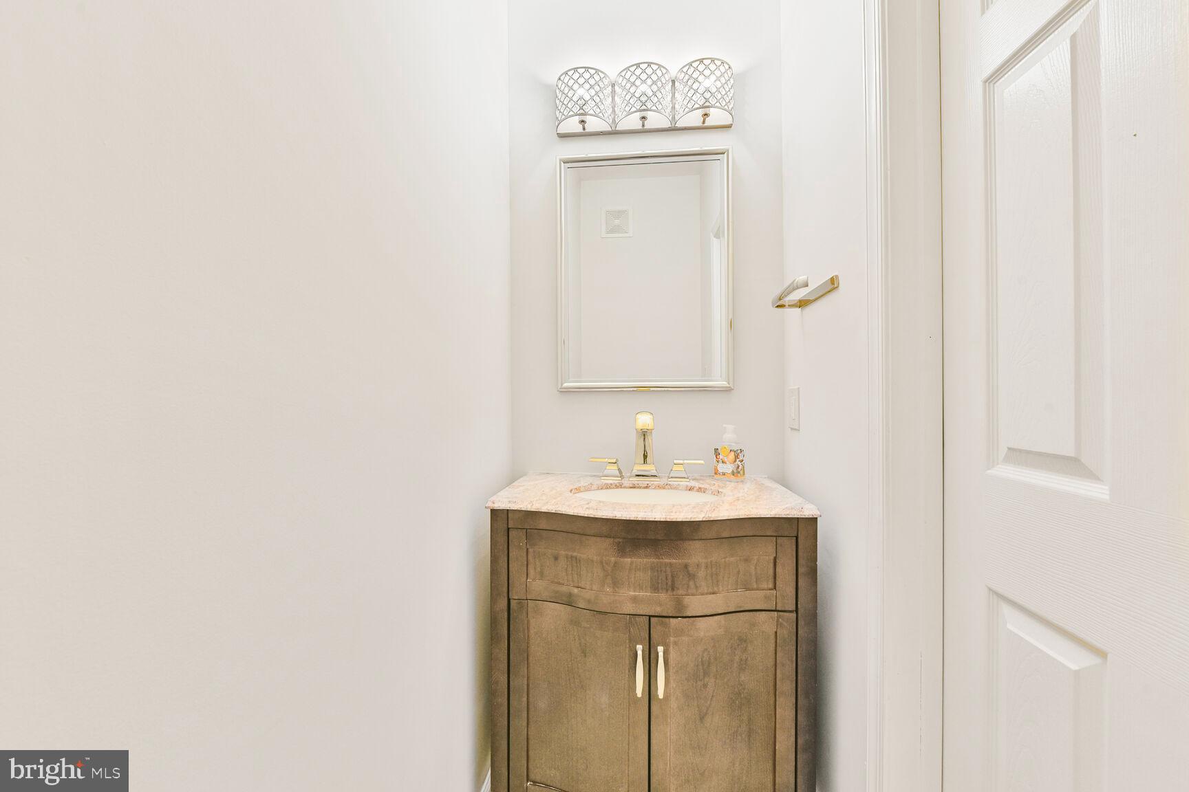 BELMONT GREENE CONDO - Residential