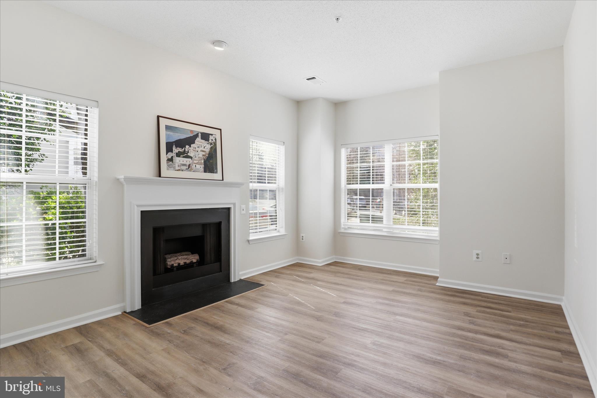 1704 LAKE SHORE CREST DRIVE 16