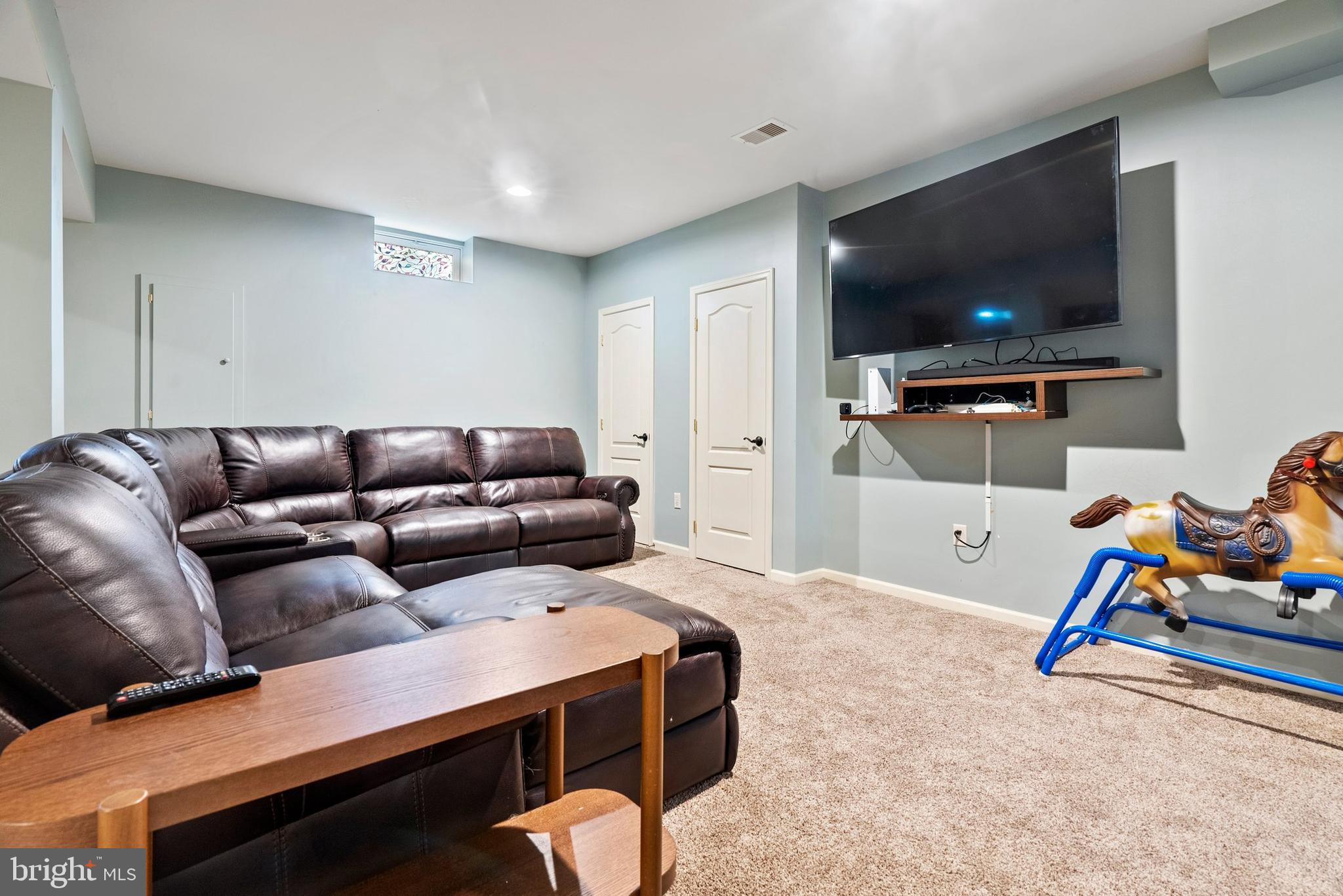 CASTLETON - Residential