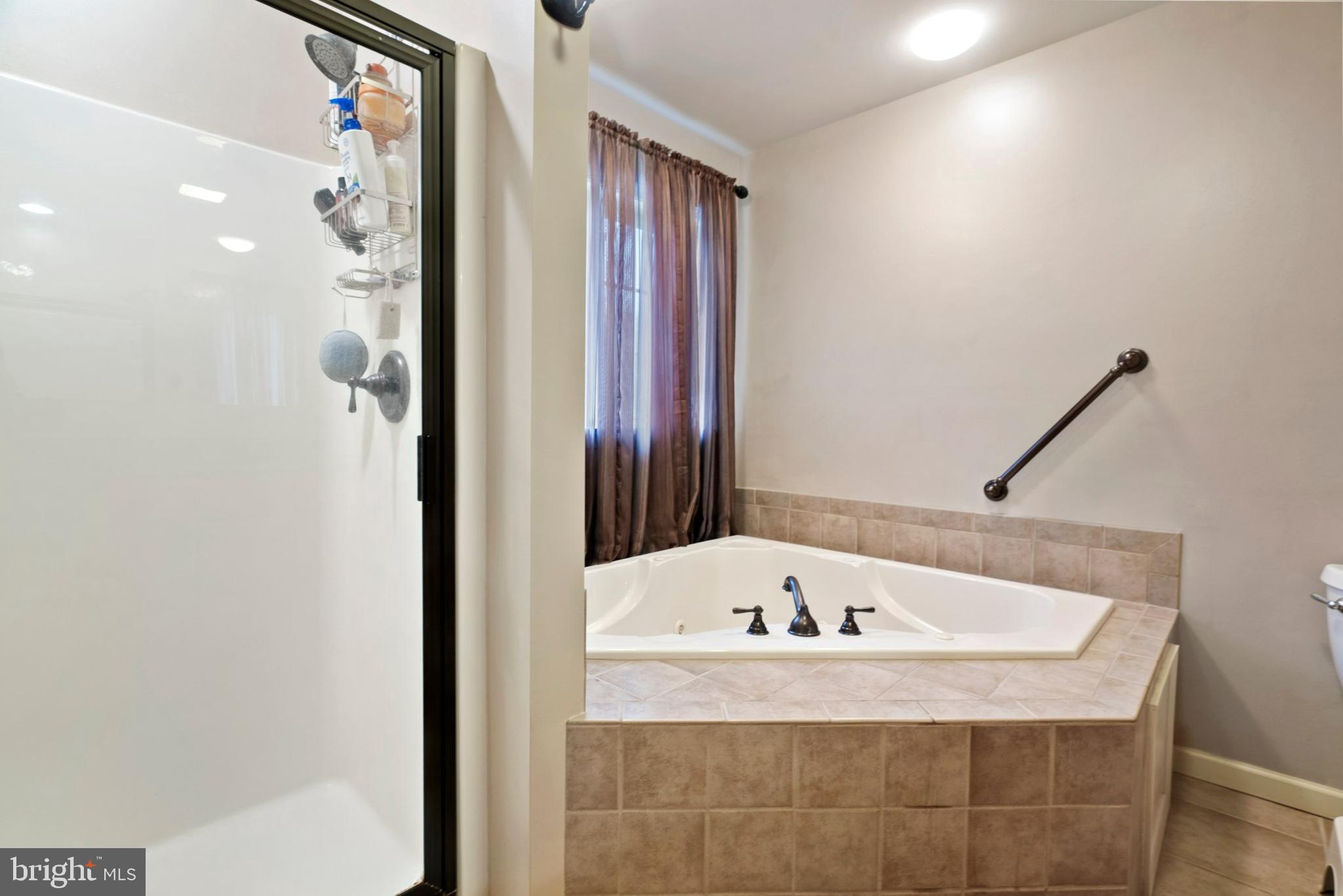 CASTLETON - Residential