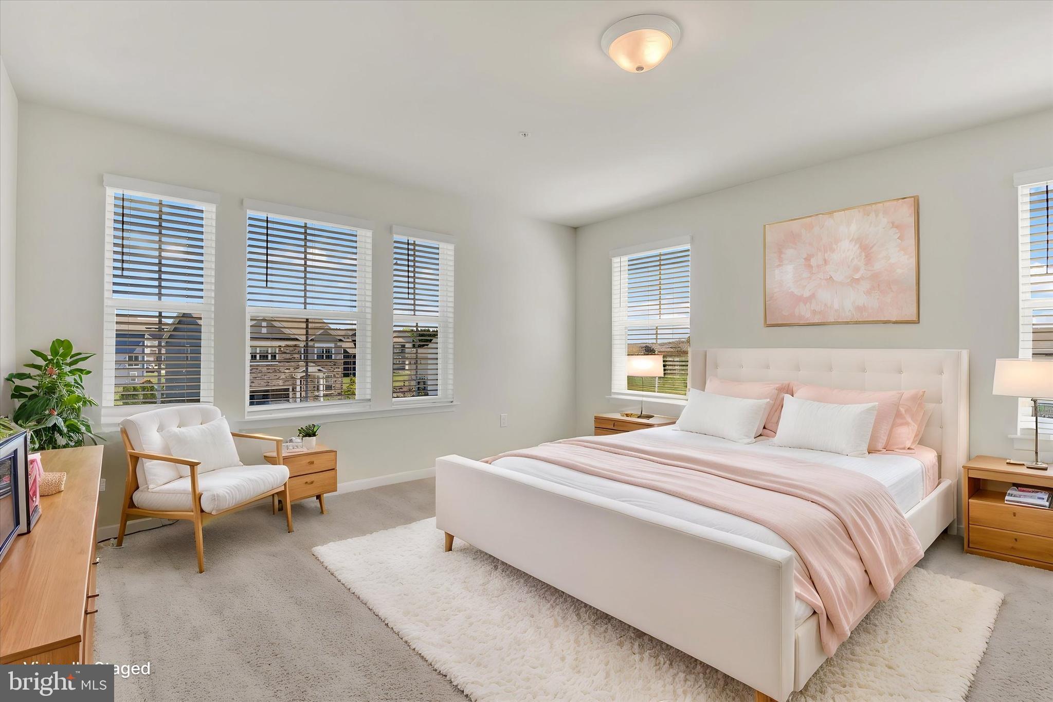 STONEGATE - Residential