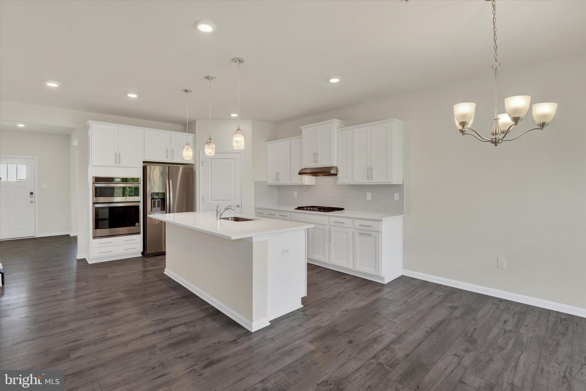 STONEGATE - Residential