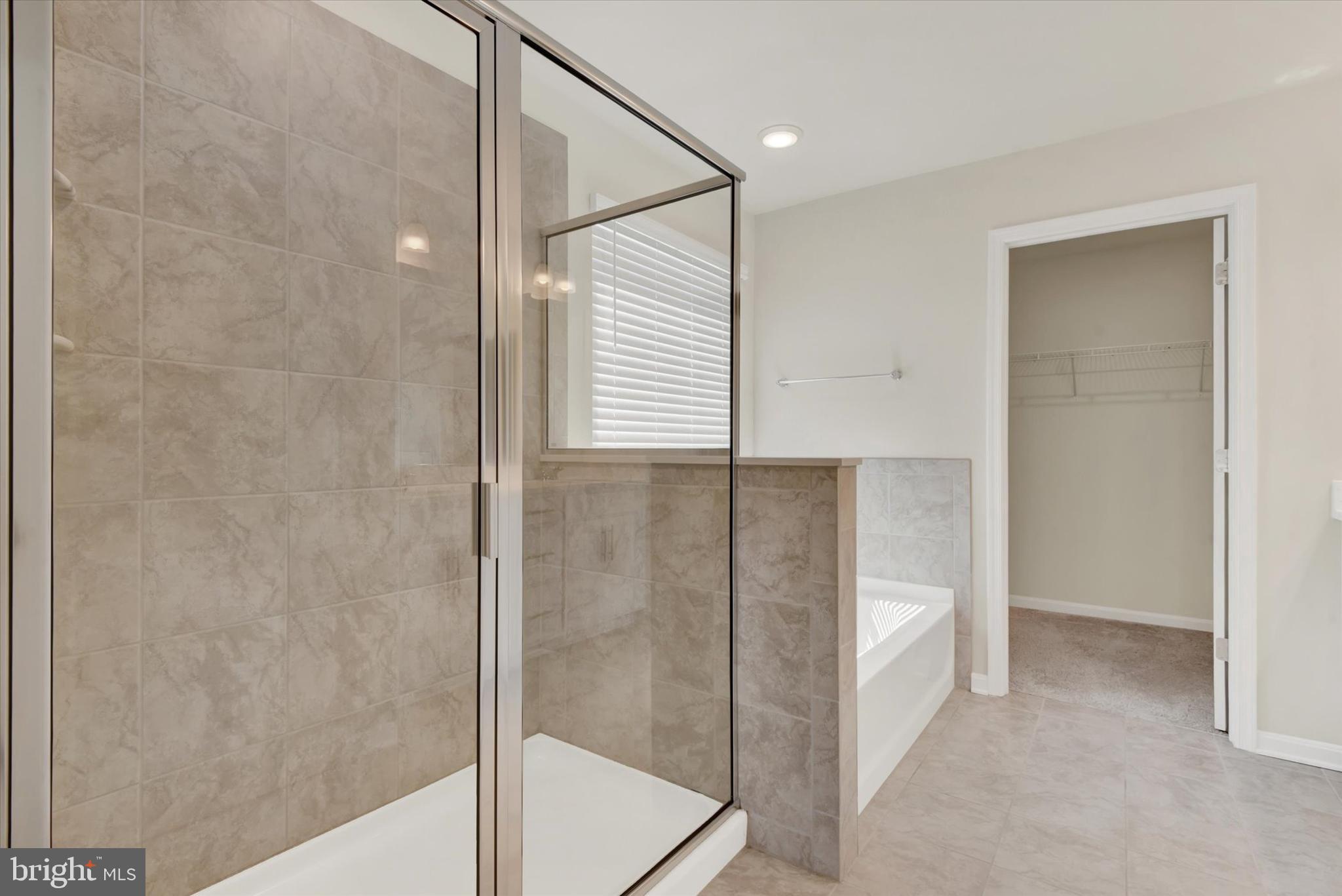 STONEGATE - Residential