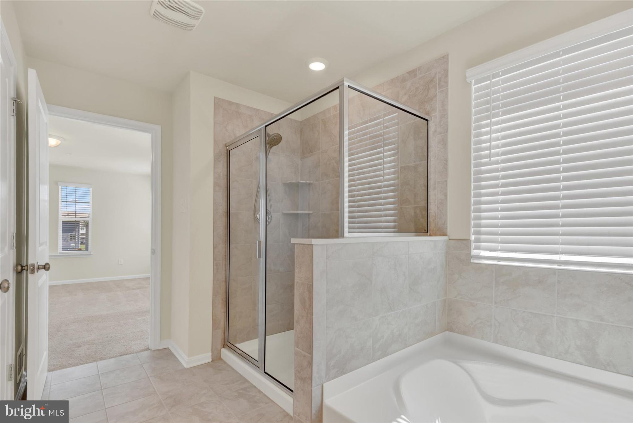 STONEGATE - Residential