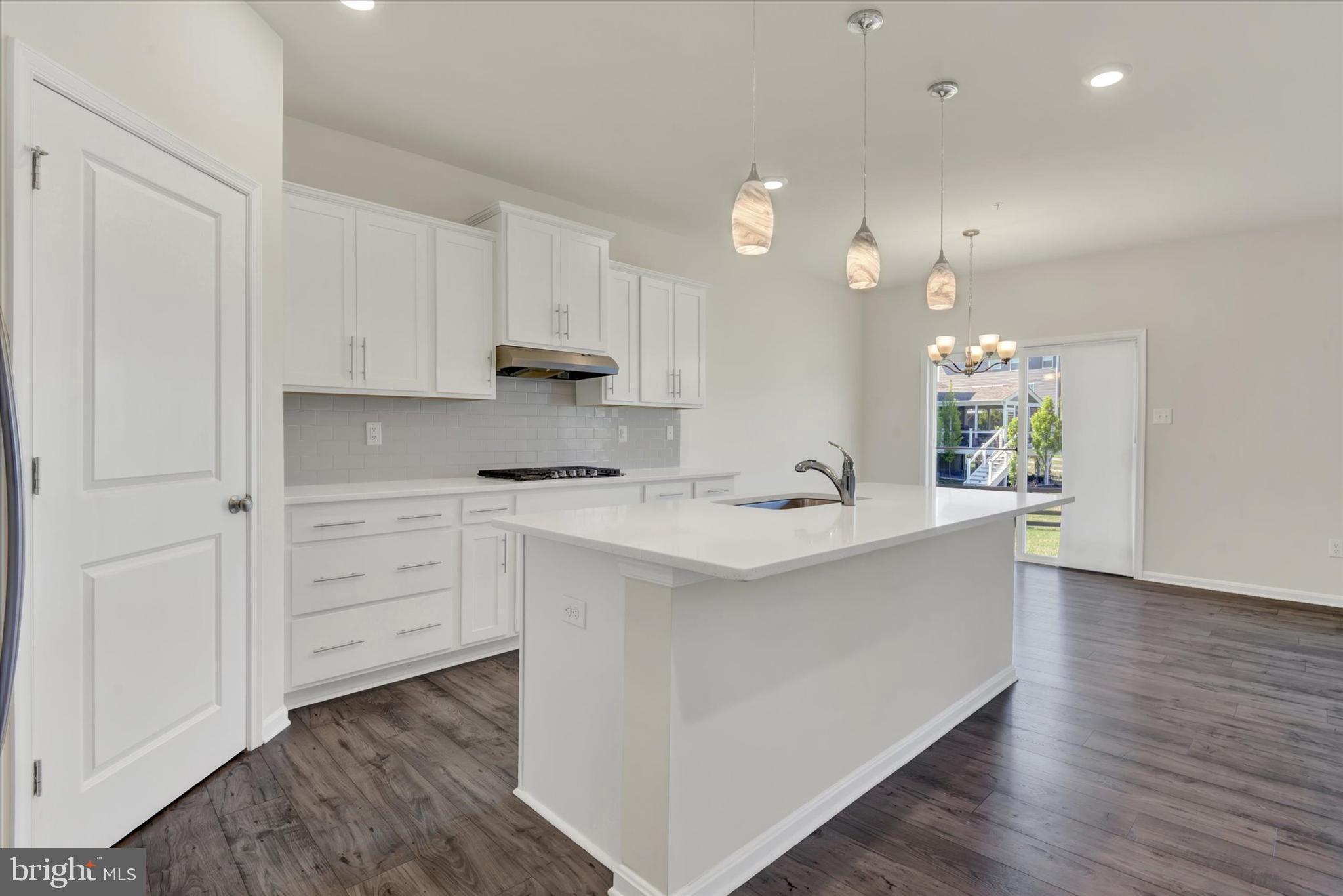 STONEGATE - Residential