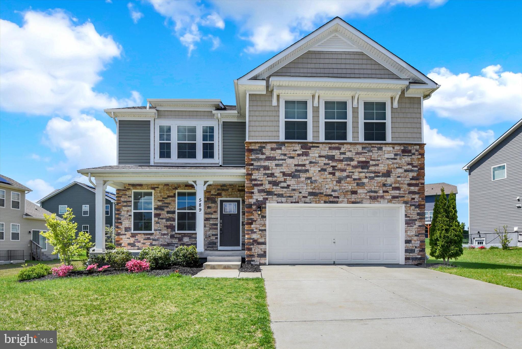 STONEGATE - Residential