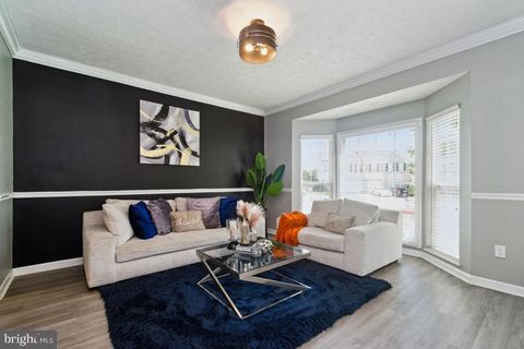 Townhouse For Sale - 330 Timberbrook Court<br/> ODENTON, MD 21113