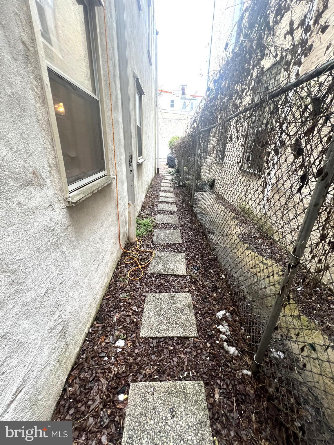 GRADUATE HOSPITAL - Residential Lease