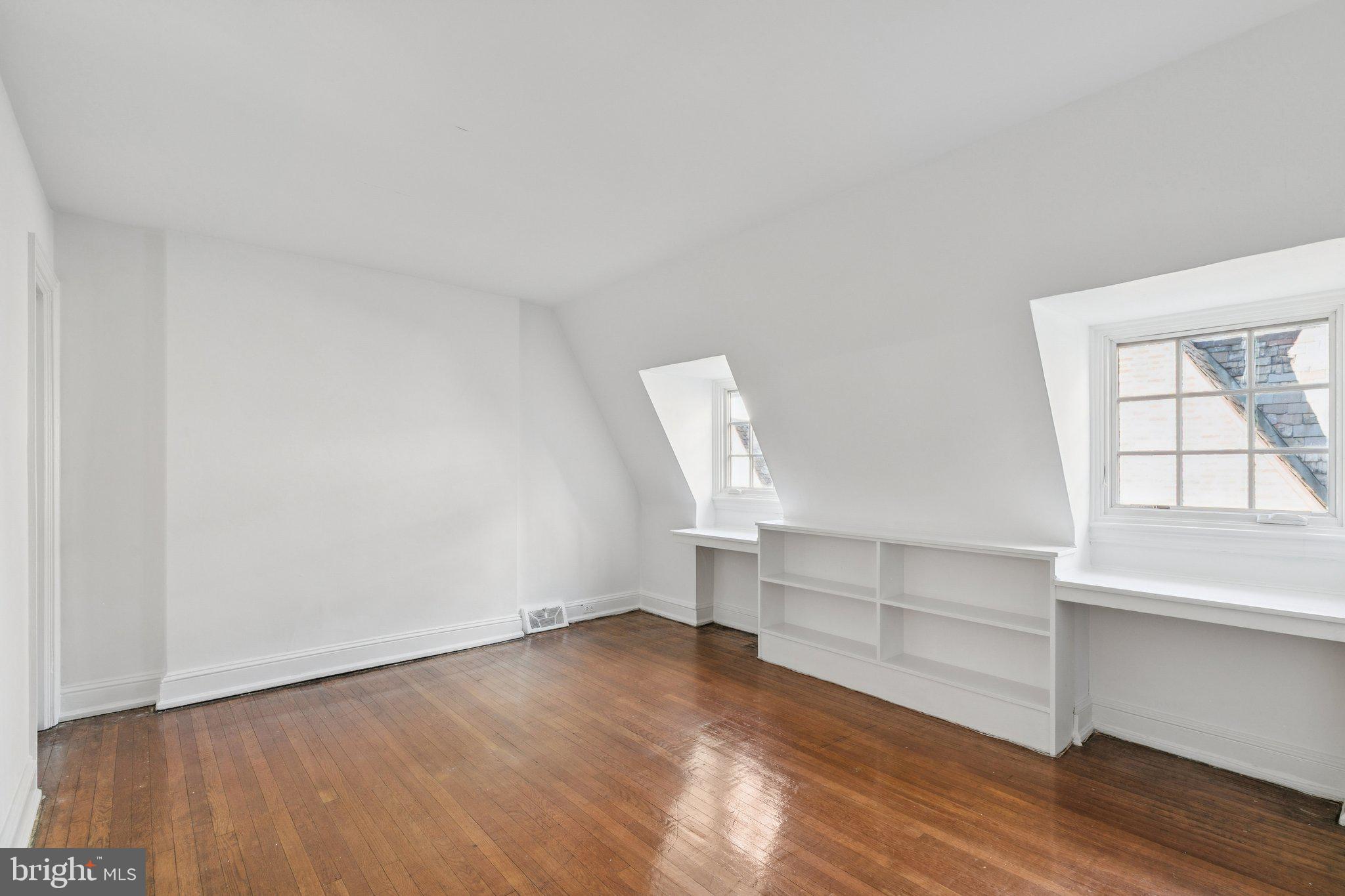 RITTENHOUSE SQUARE - Residential