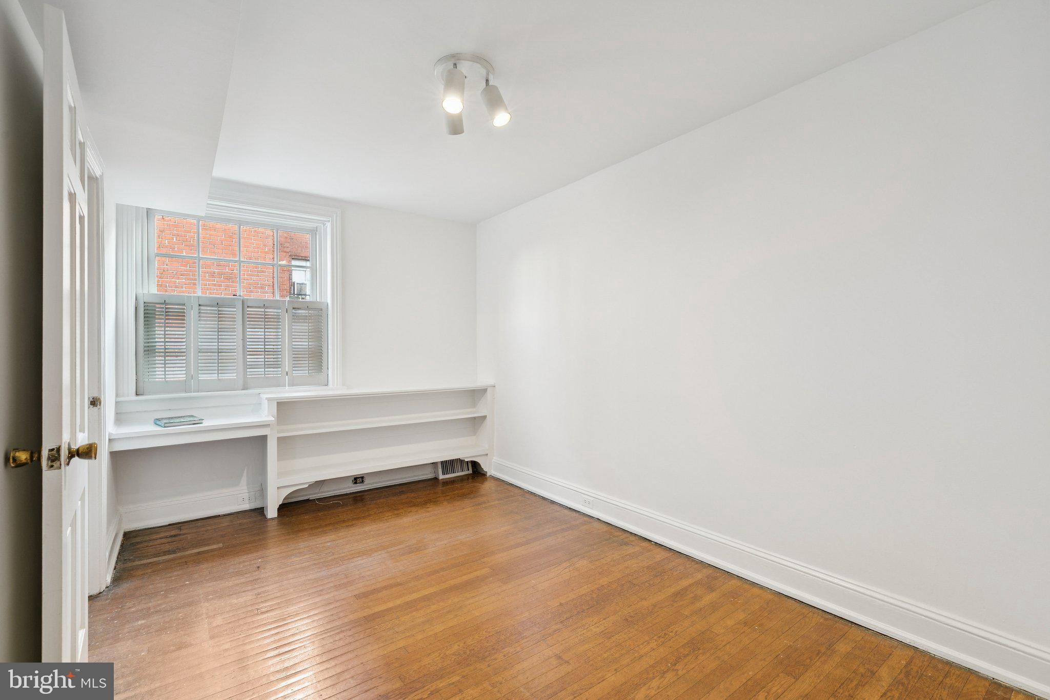 RITTENHOUSE SQUARE - Residential