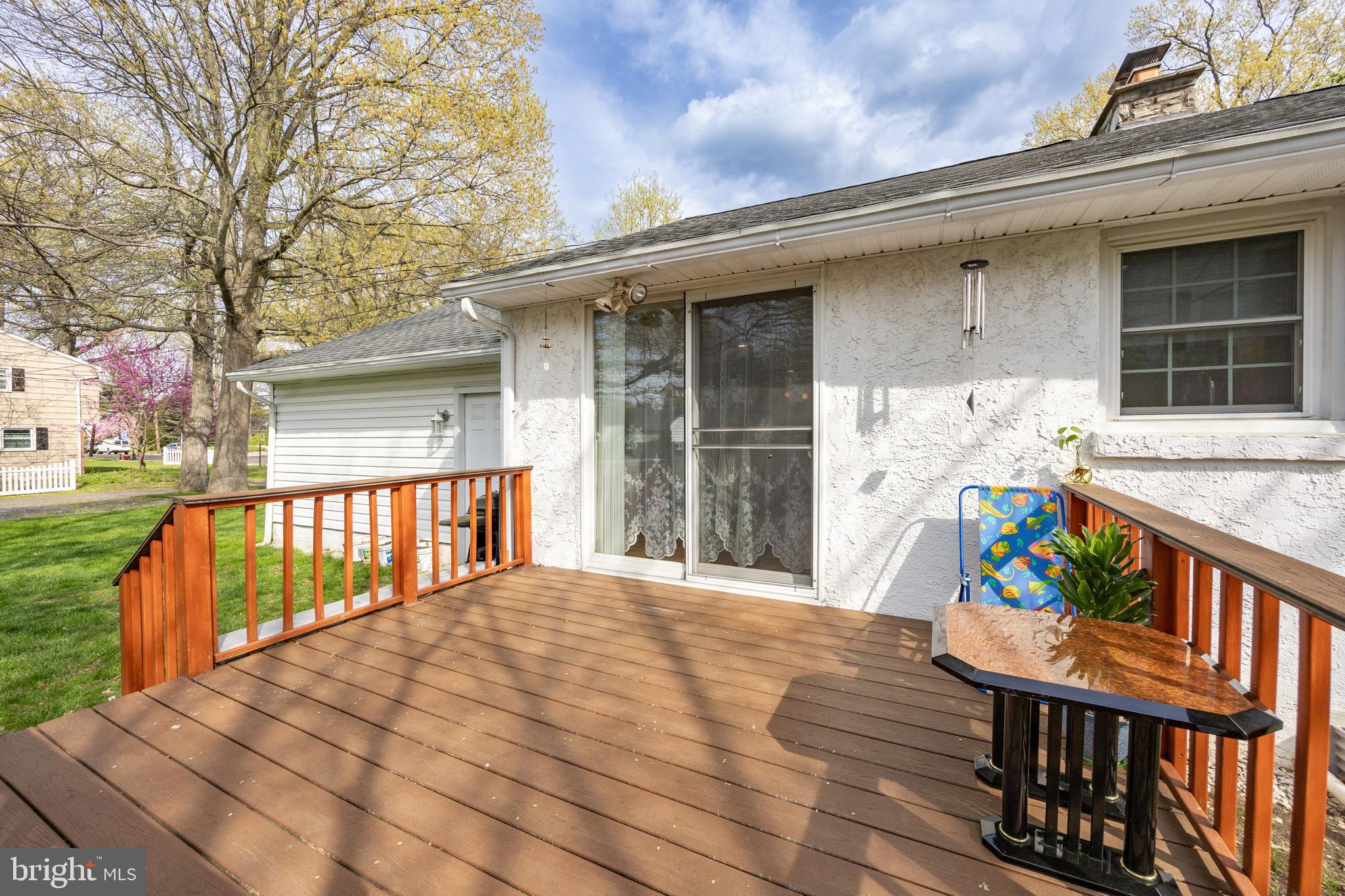 LANSDALE - Residential