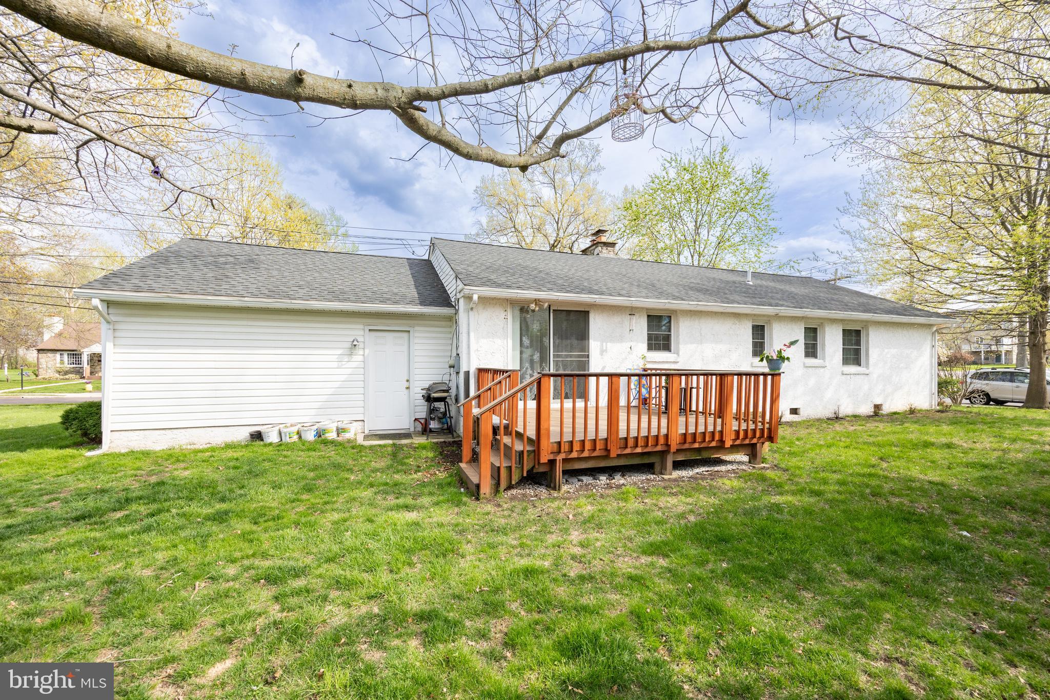 LANSDALE - Residential