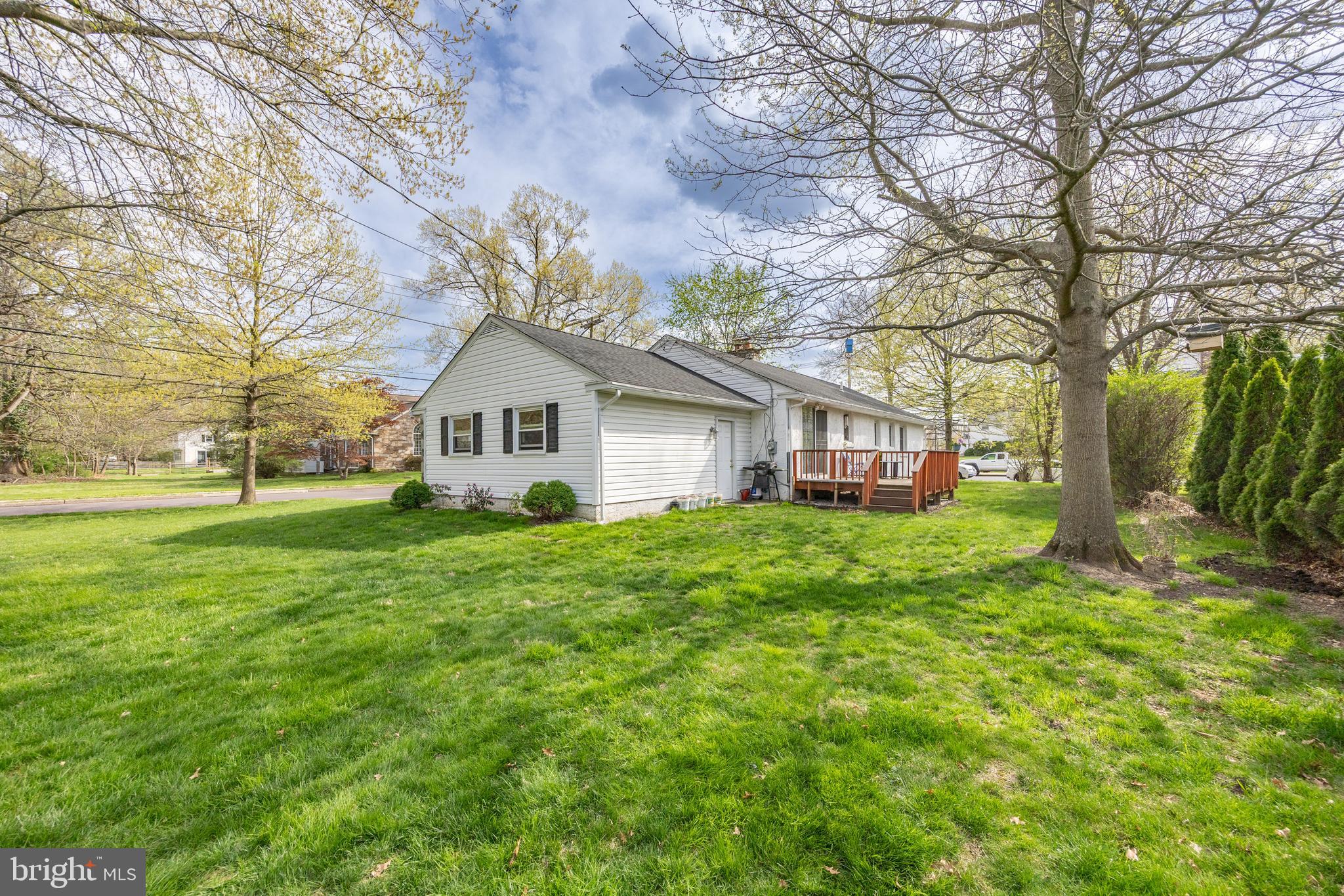 LANSDALE - Residential