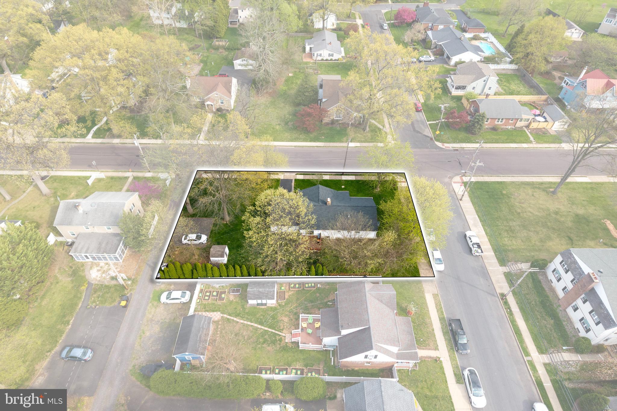 LANSDALE - Residential