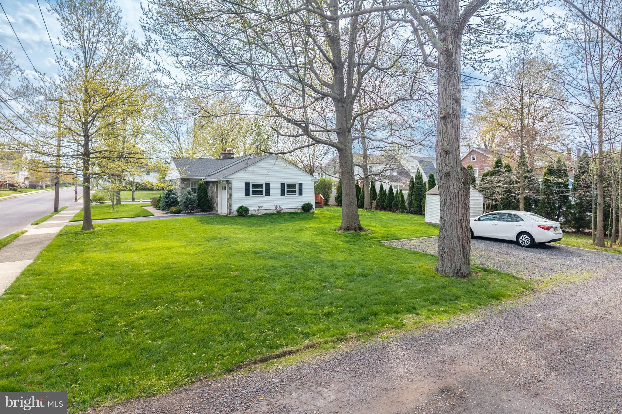 LANSDALE - Residential