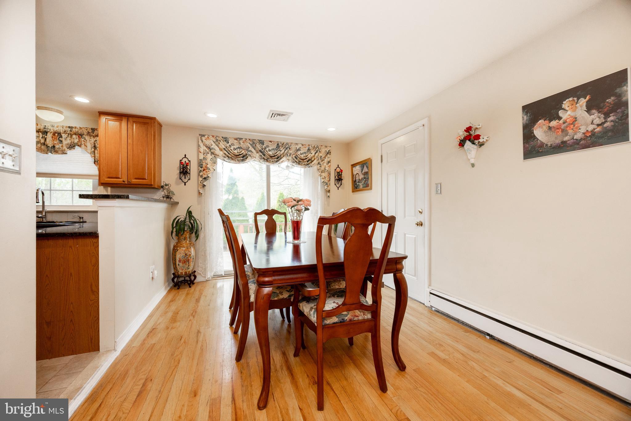 LANSDALE - Residential