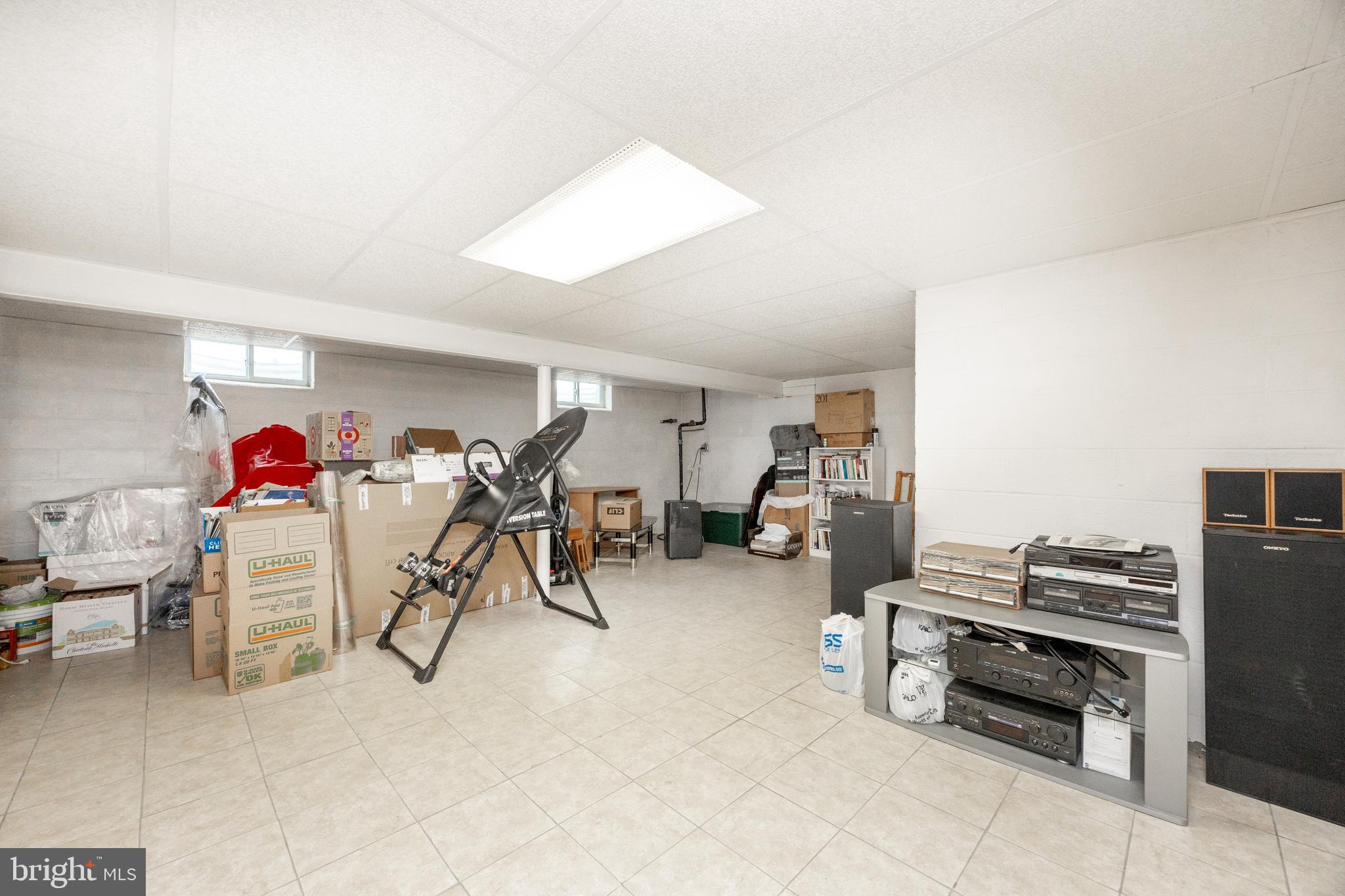 LANSDALE - Residential