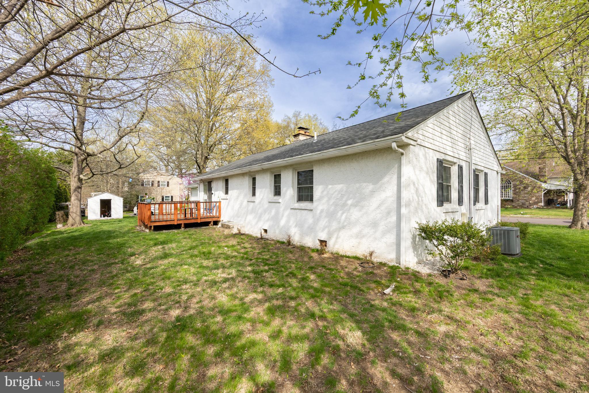 LANSDALE - Residential