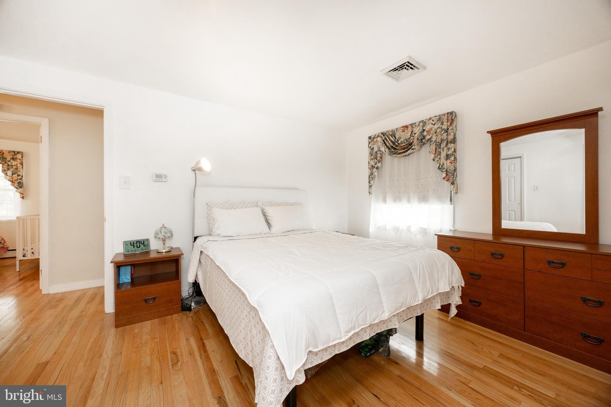 LANSDALE - Residential