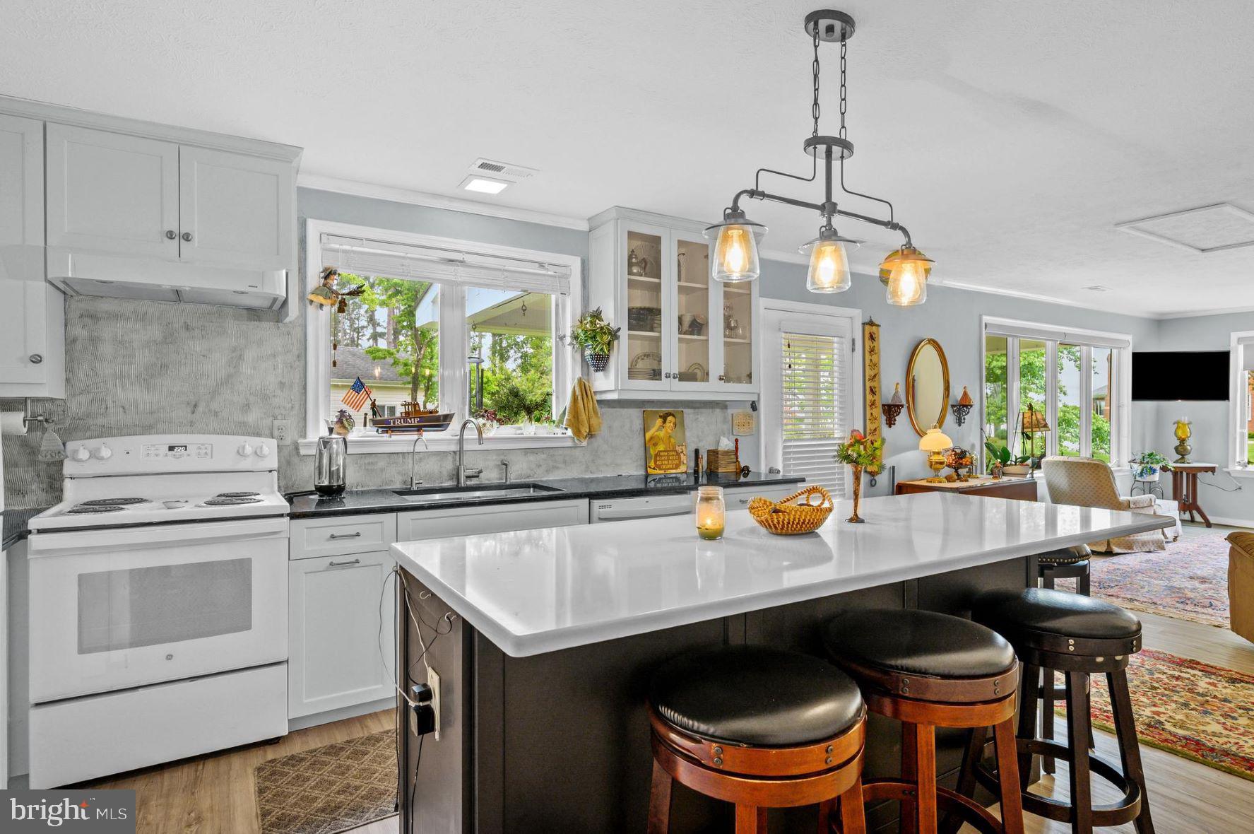 GLOUCESTER - Residential