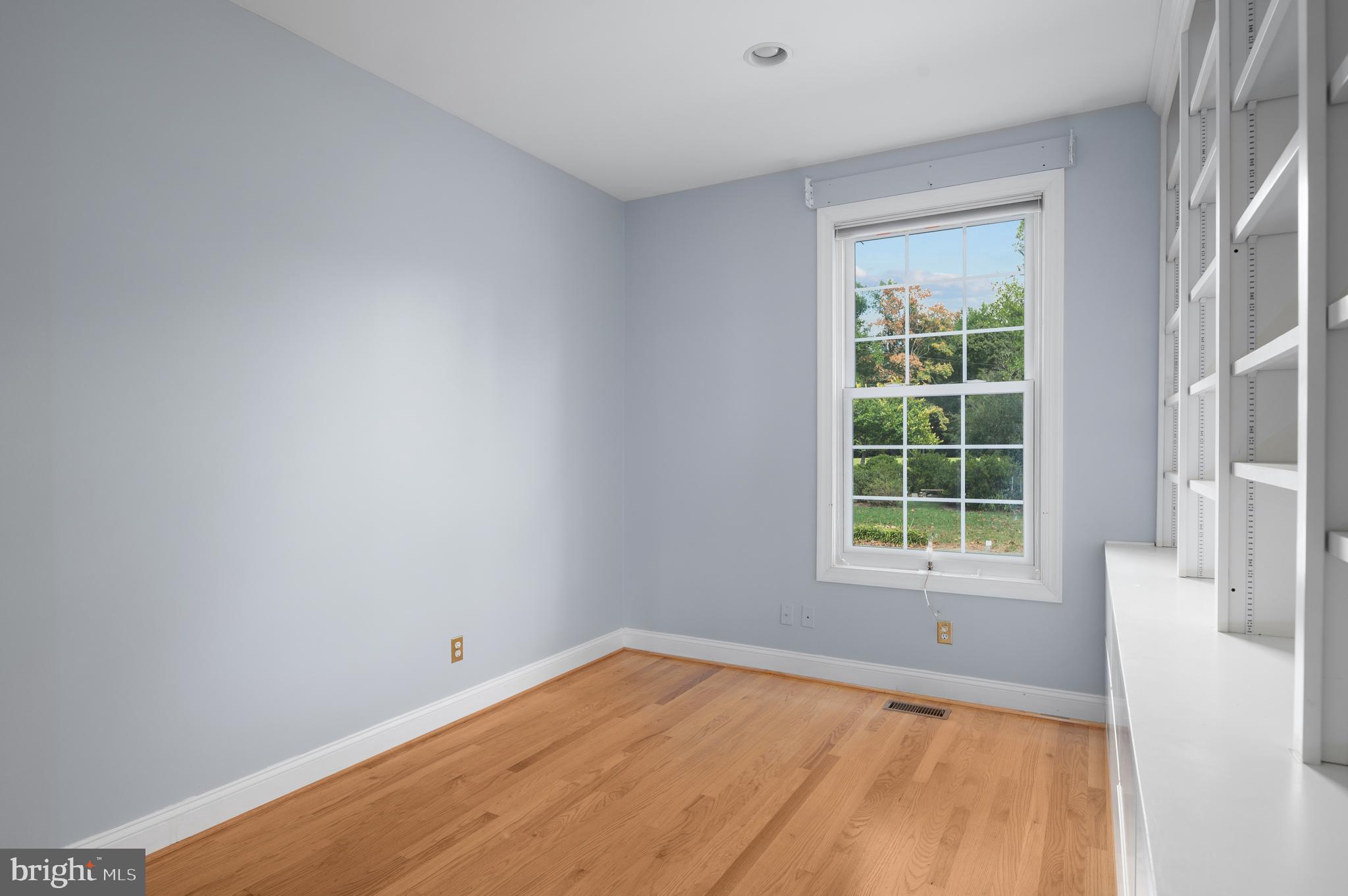 GLOUCESTER - Residential