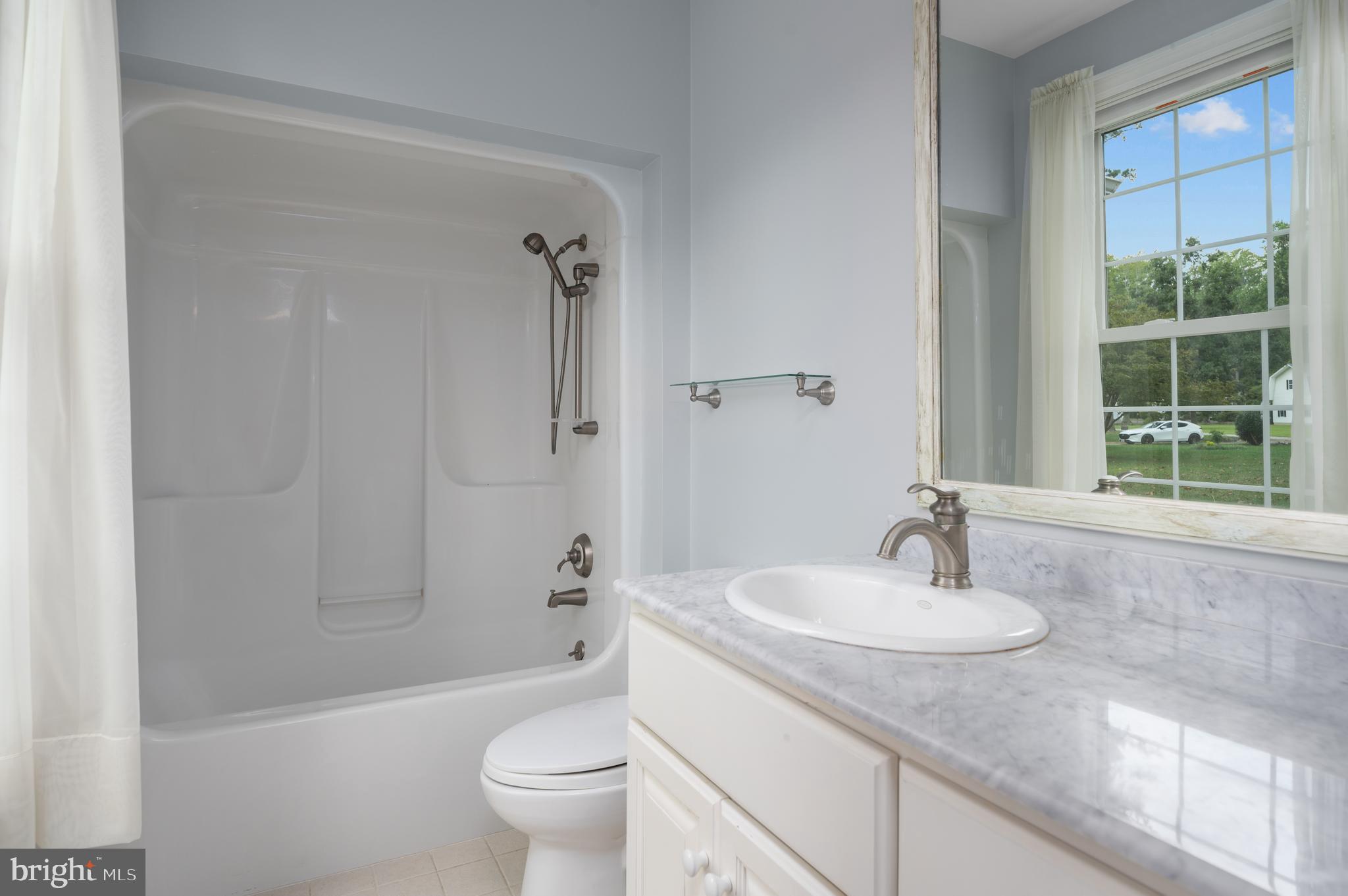 GLOUCESTER - Residential