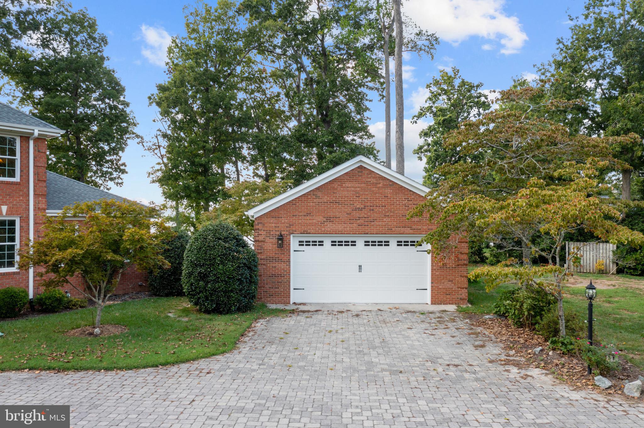 GLOUCESTER - Residential