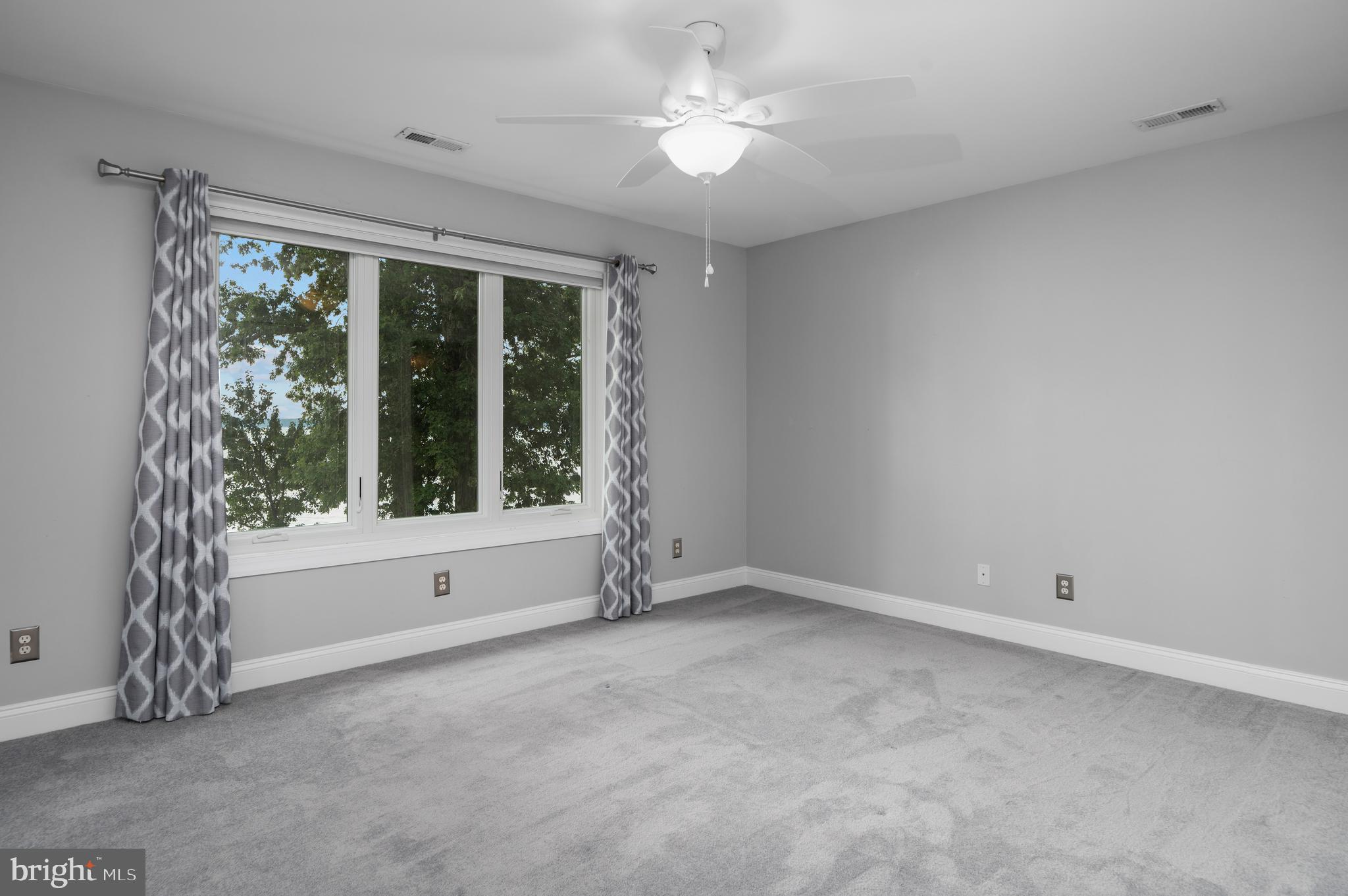 GLOUCESTER - Residential