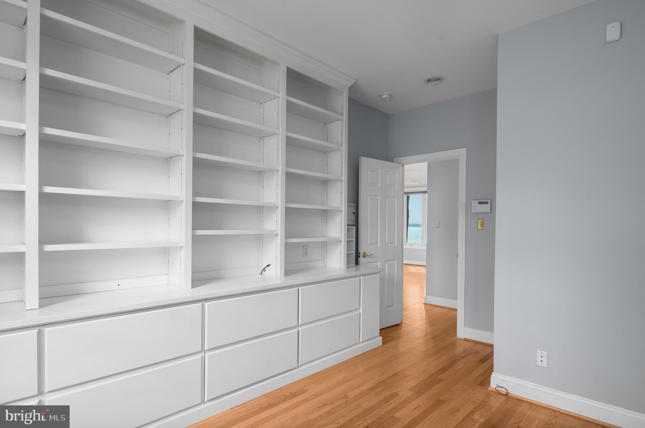 GLOUCESTER - Residential