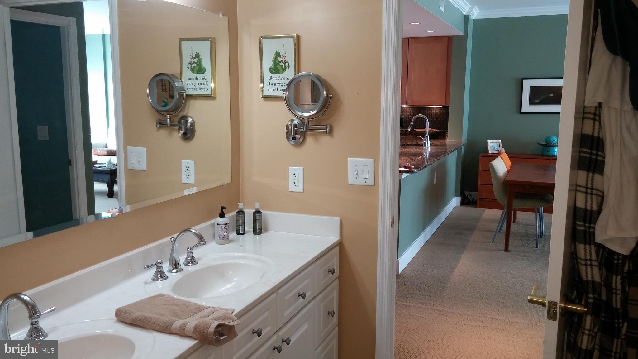 RESIDENCES AT PARK PLACE - Residential Lease