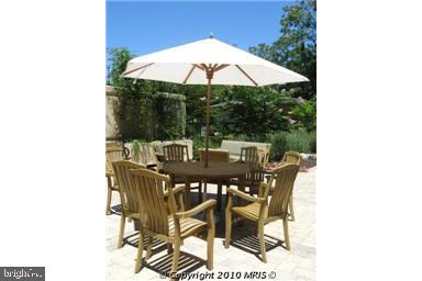 RESIDENCES AT PARK PLACE - Residential Lease