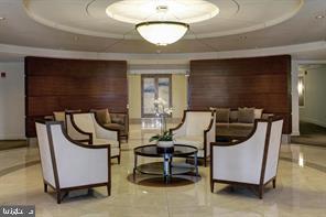 RESIDENCES AT PARK PLACE - Residential Lease