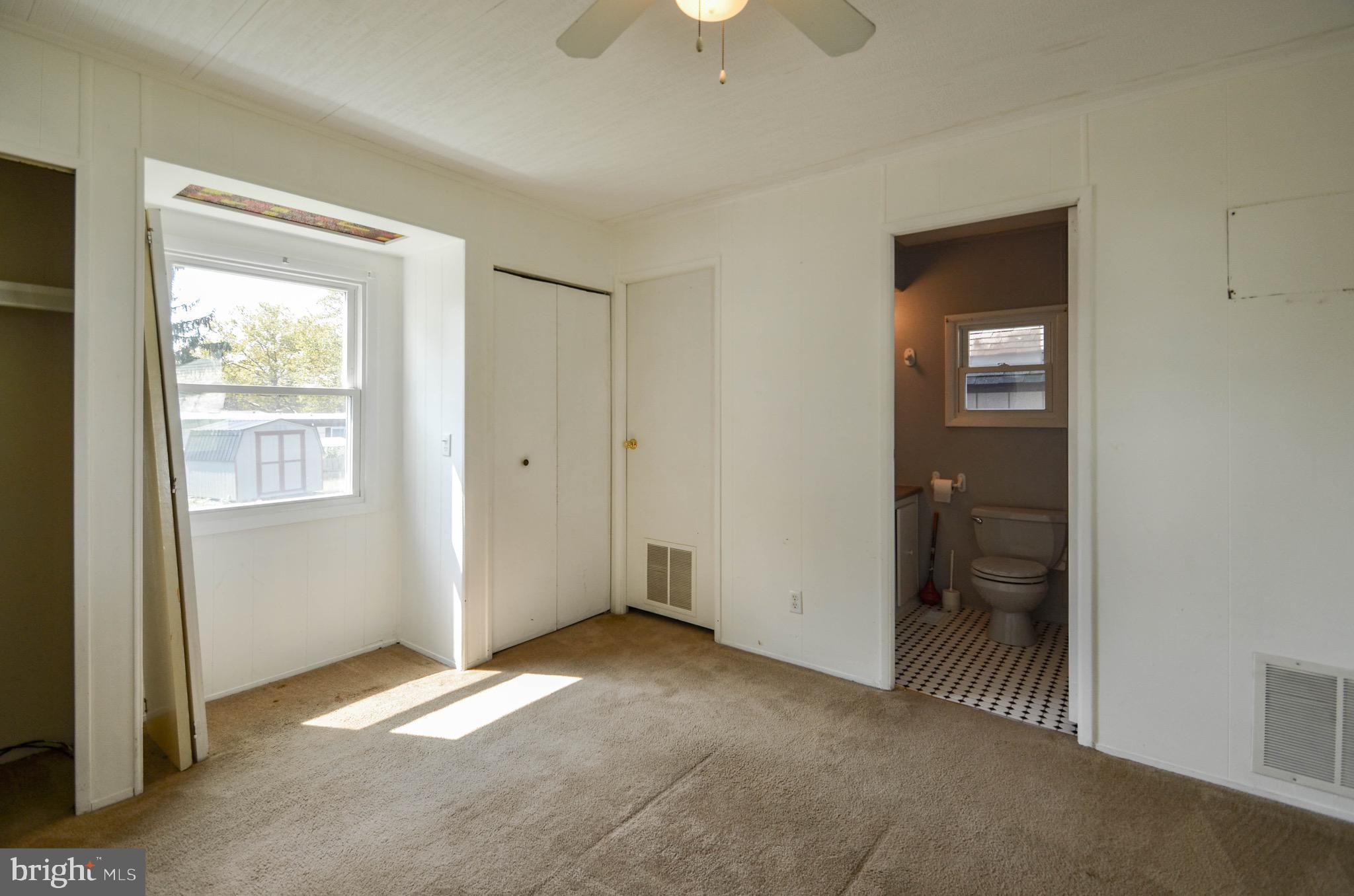 HICKORY HILLS - Residential
