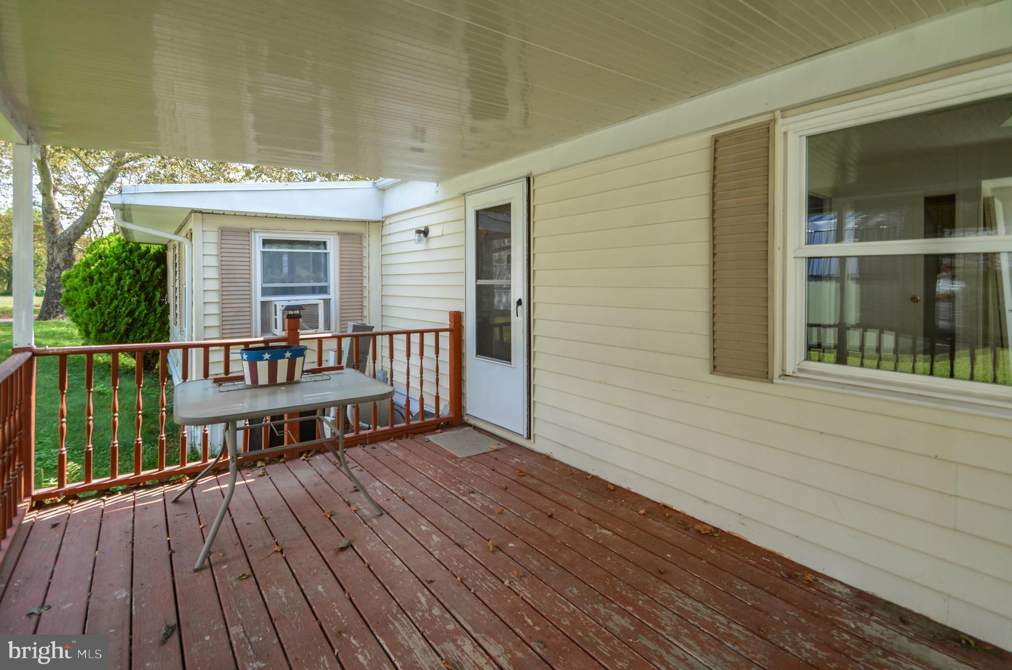 HICKORY HILLS - Residential