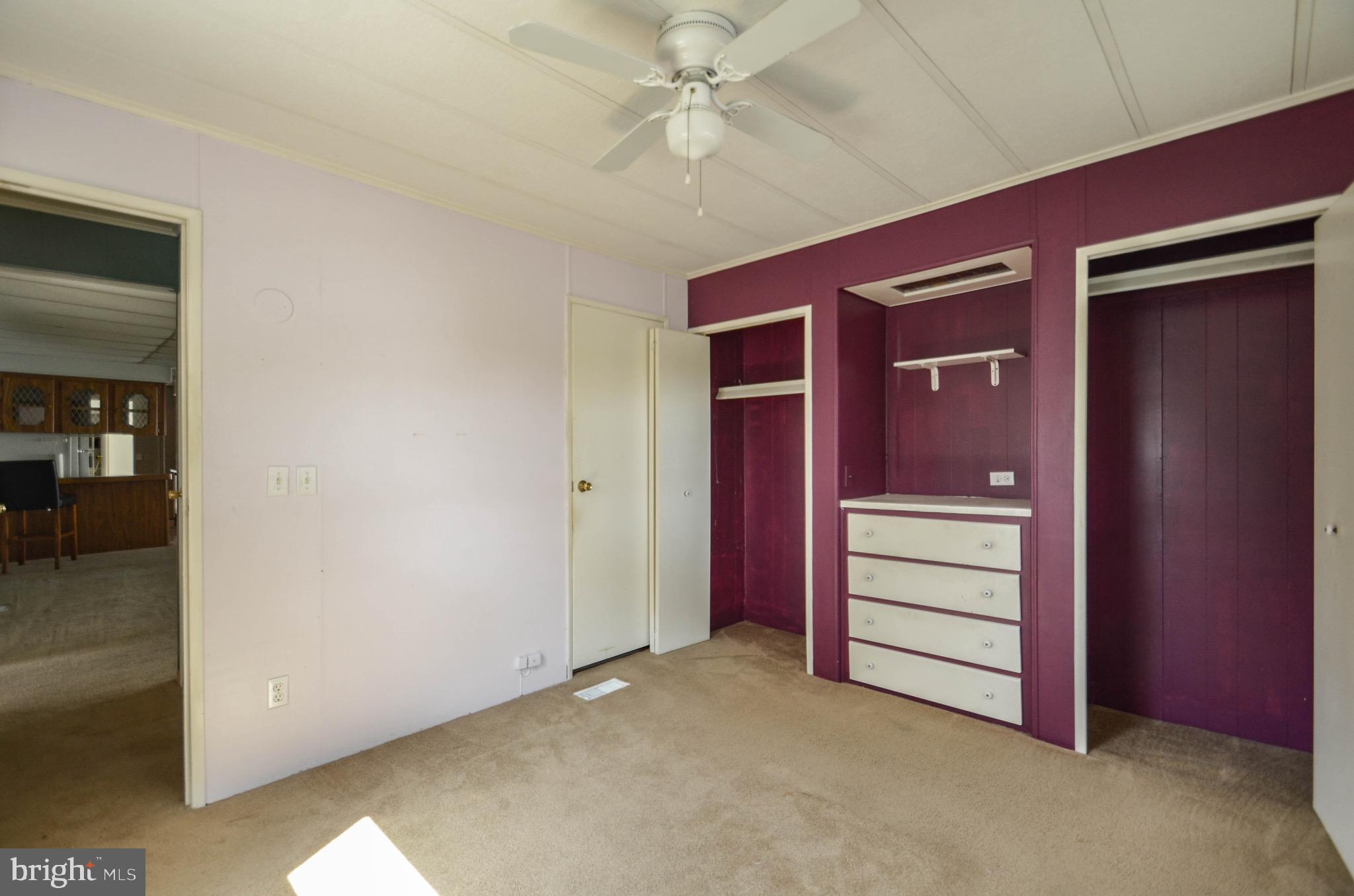 HICKORY HILLS - Residential