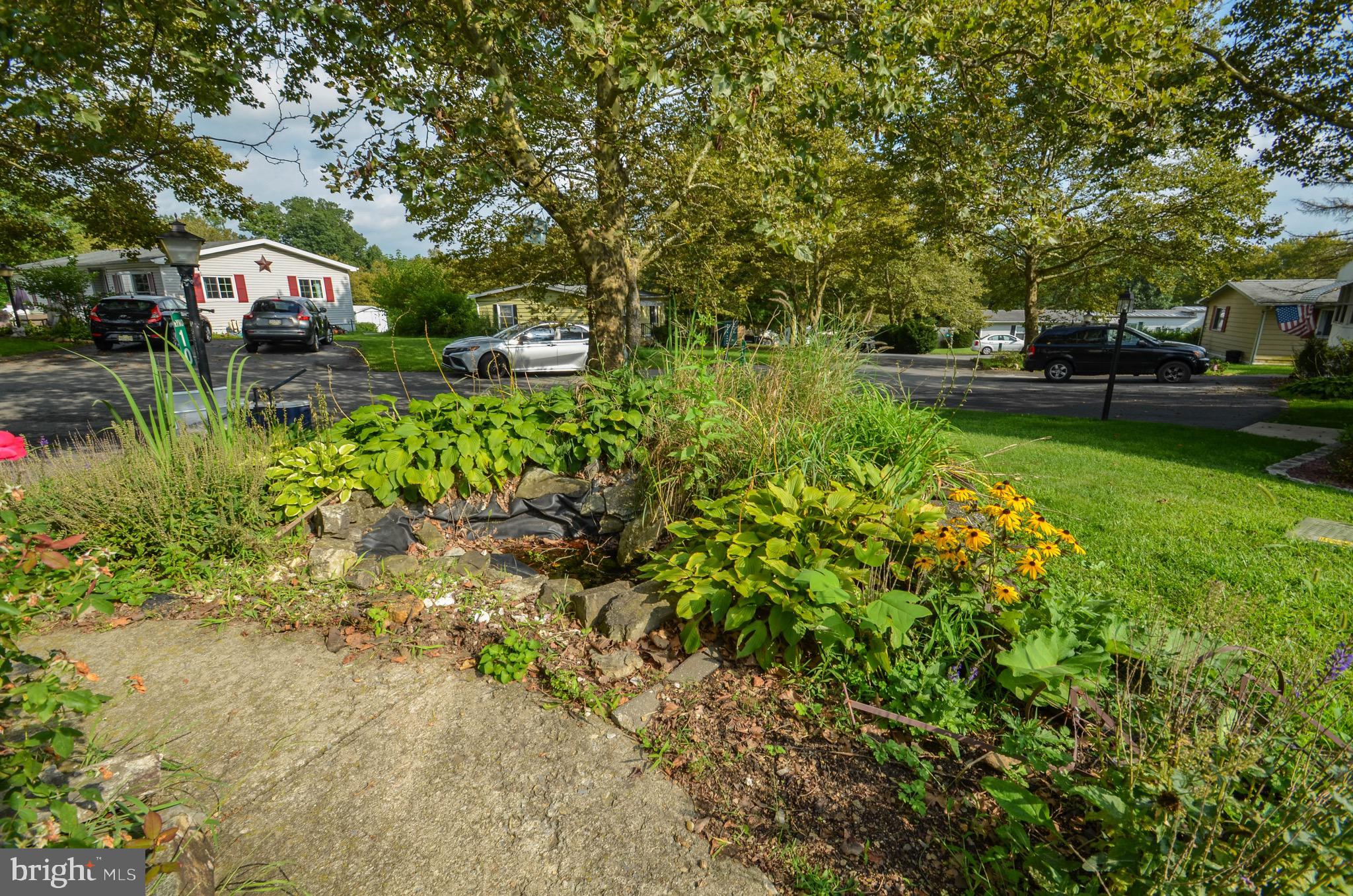 HICKORY HILLS - Residential