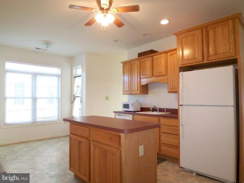 LOCUST HILL - Residential