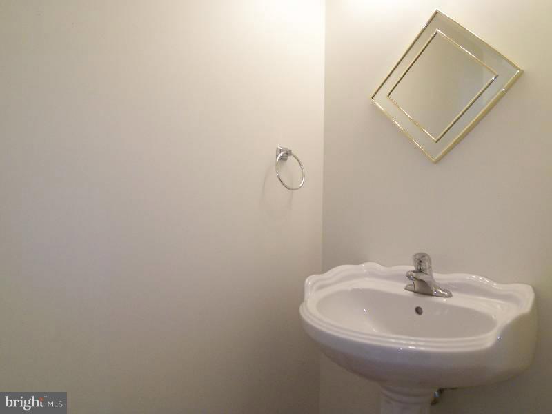 LOCUST HILL - Residential