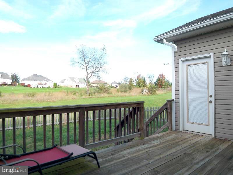 LOCUST HILL - Residential