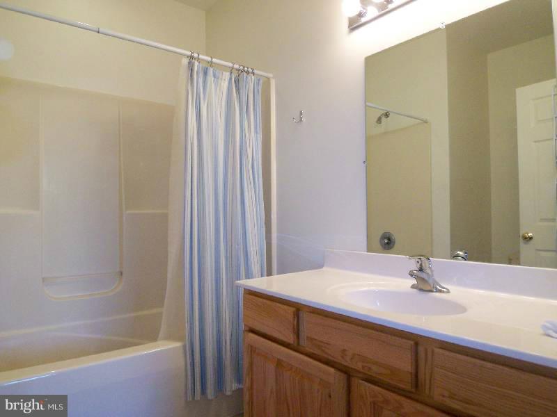 LOCUST HILL - Residential