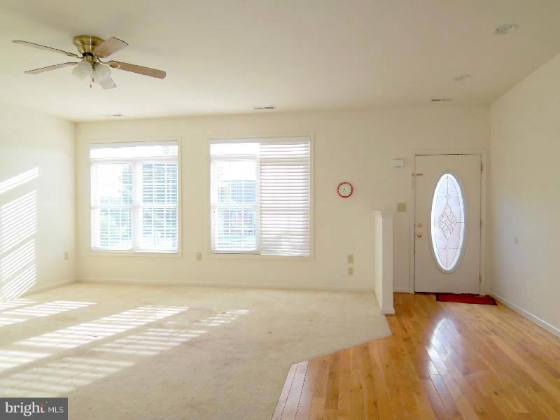 LOCUST HILL - Residential